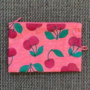 BAGGU Go Pouch - Medium / Cherry